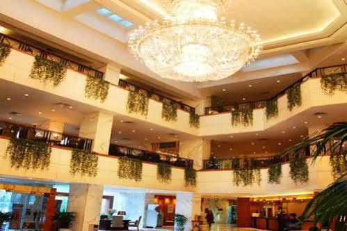 Lanzhou Legend Hotel エクステリア 写真